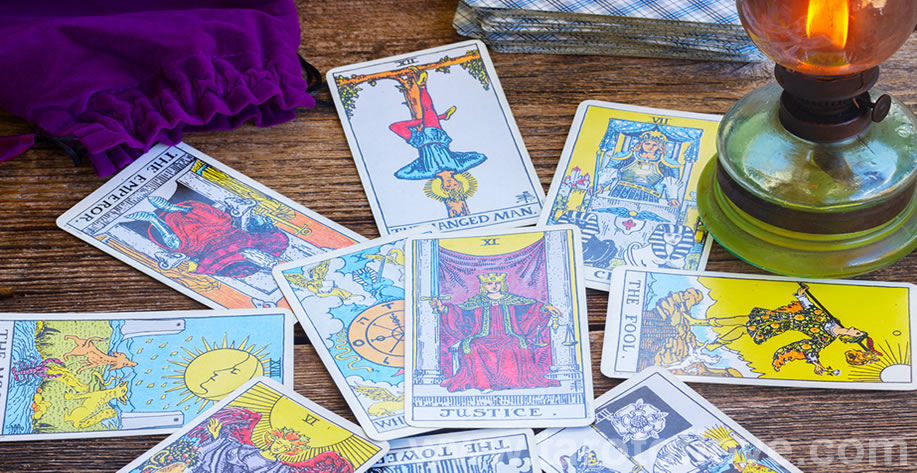 Love compatibility tarot reading free